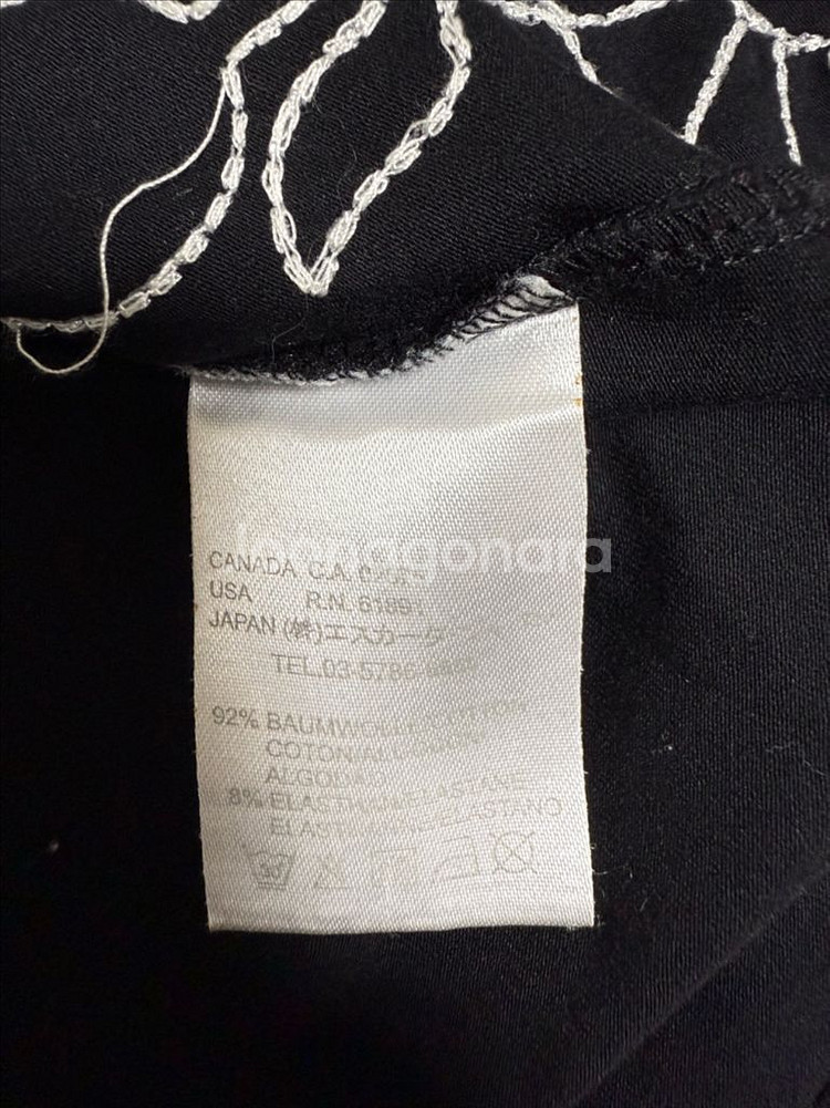 에스카다 반팔 티셔츠 꽃자수 정품--4