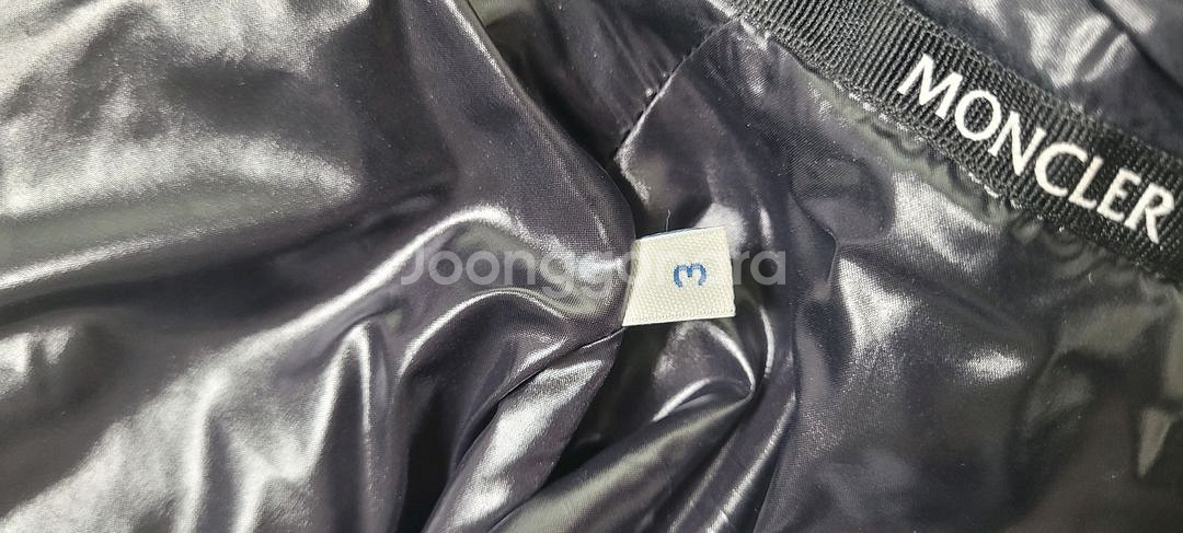 몽클레어 후드집업 바람막이점퍼--7