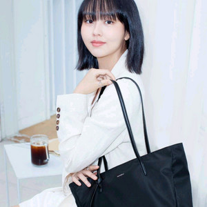 마르헨제이 로렌백 (2025)