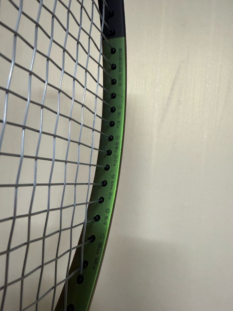 윌슨 블레이저 테니스라켓 V8 미사용 이미지