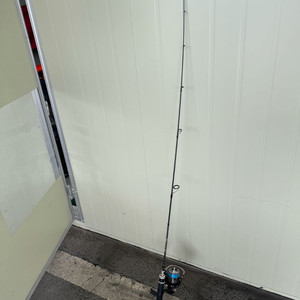 좌대 낚시 유터낚시 릴포함