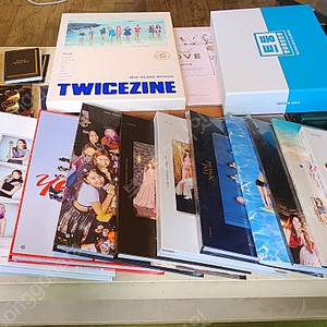 트와이스 앨범 굿즈 일괄 판매합니다