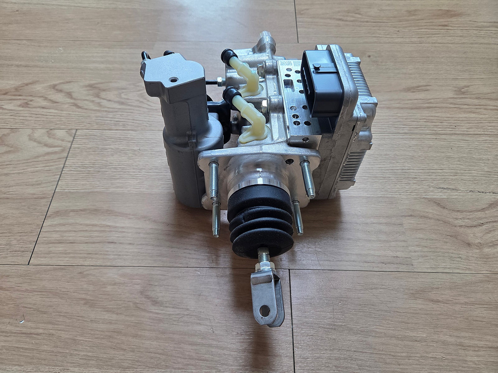 도요타 프리우스 ZVW30 ABS 모듈 이미지