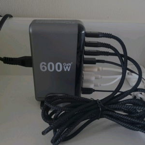 고속 충전기 600W 3.0 USB 3개 C타입 5개