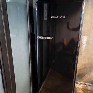 시그니처레트로 냉동고 180L