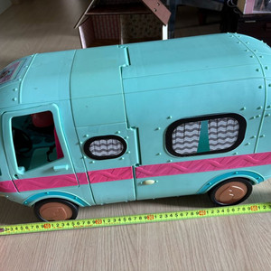 LOL 서프라이즈 캠핑카