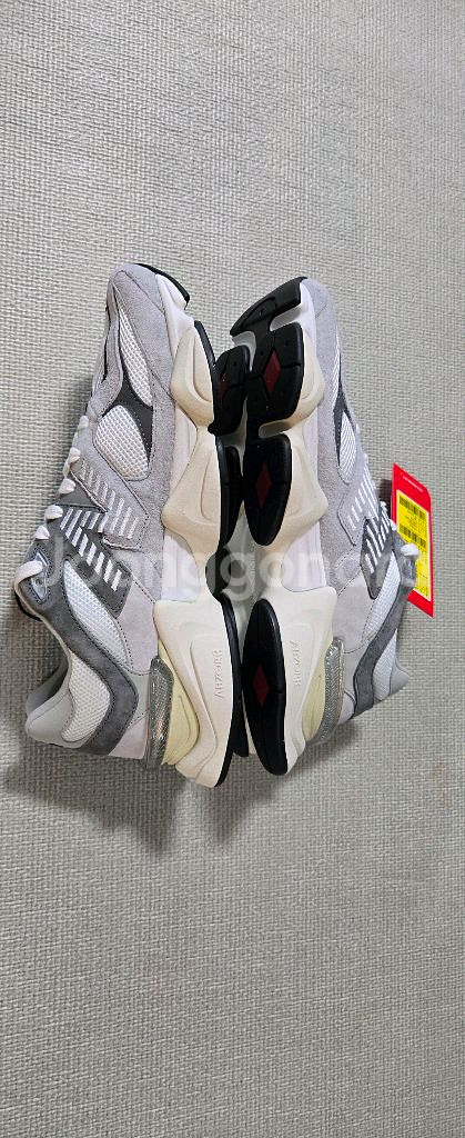 뉴발란스 U9060GRY 285사이즈--3