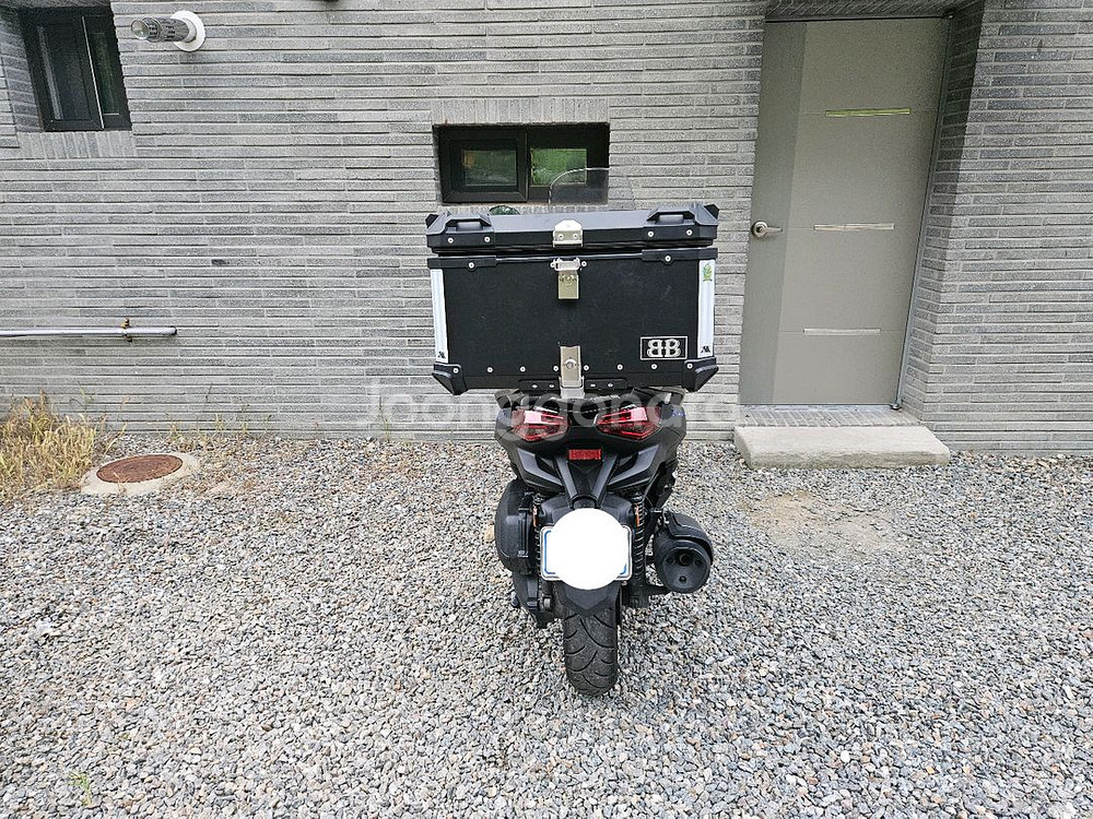 급처 2025년 xmax300 팝니다(3200km)--3