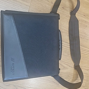 이펙트오디오 (이어폰 케이스)