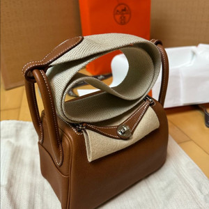 (새상품) 에르메스 린디 미니 바레니아 은장