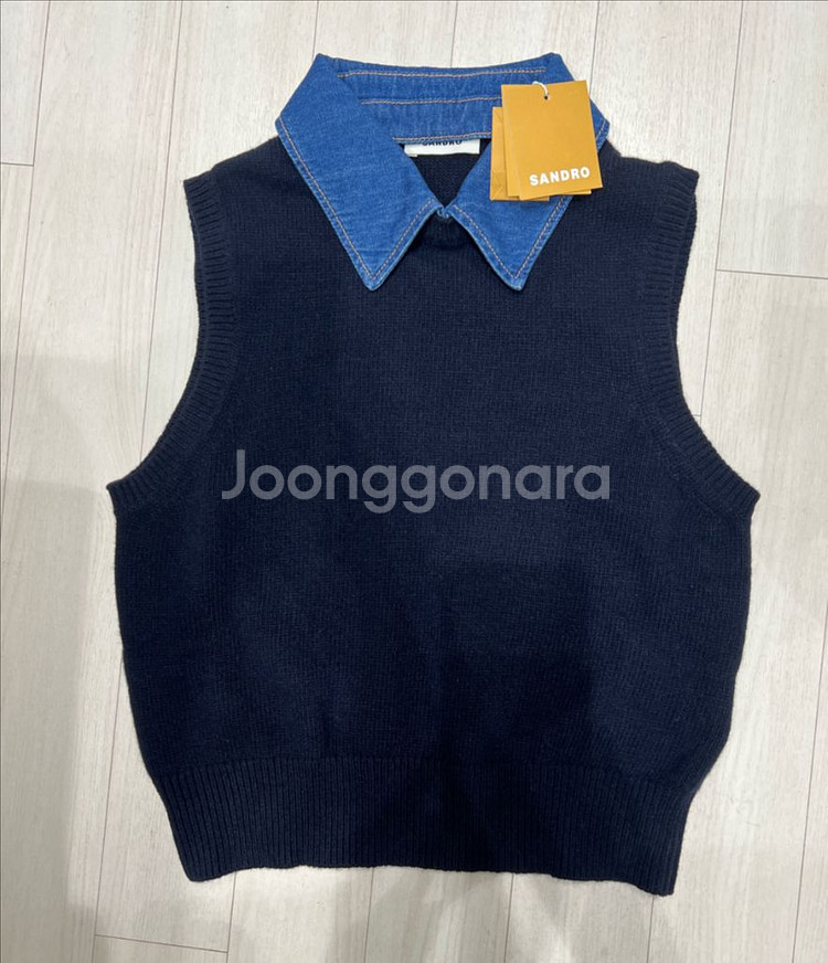 (새상품) 산드로 데님카라 탈부착 니트베스트--4