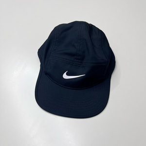 나이키 드라이핏 스우시캡