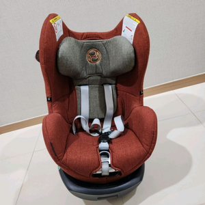 싸이벡스 카시트 (후방보기 가능) 시로나