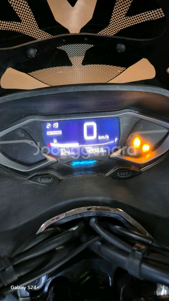 22년식pcx125--6