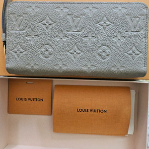 루이비통 여성 장지갑