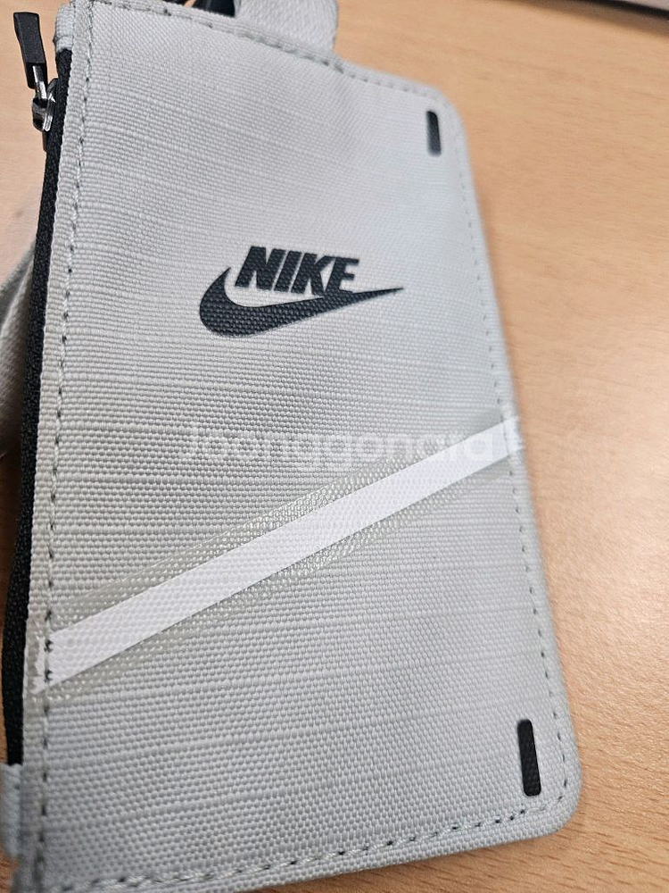 나이키 랜야드 팝니다--0