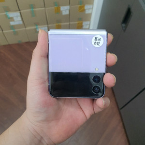 갤럭시Z플립3 무잔상 256G 특S 16.5만 상태굿