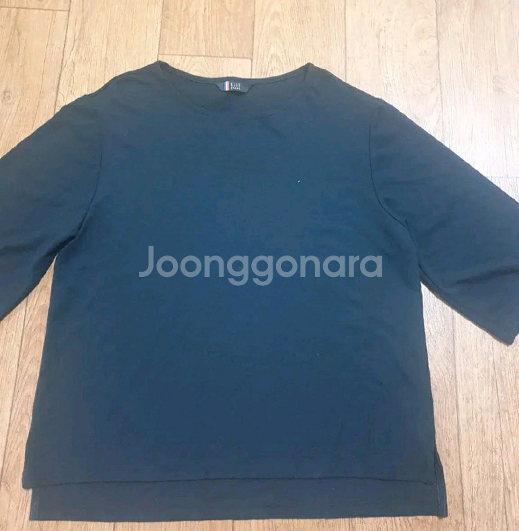 엘르 반팔티 100 사이즈입니다--0