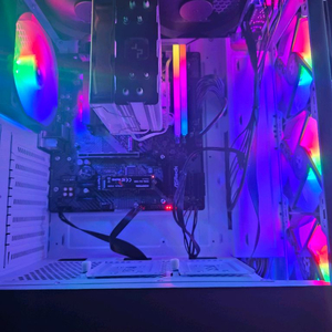 9600x 고사양 게이밍 작업용 컴퓨터 새상품 팝니다