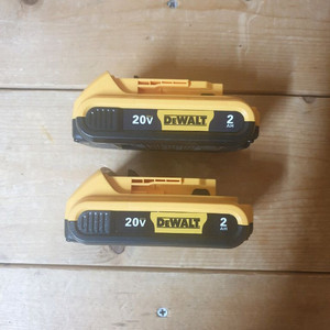 디월트 호환 배터리 2.0Ah (20v)