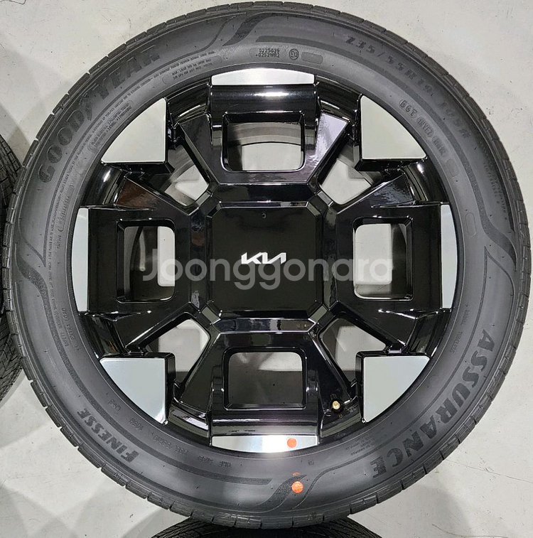 카니발 ka4 하이브리드 임판 19인치 휠타이어,굿이어--2