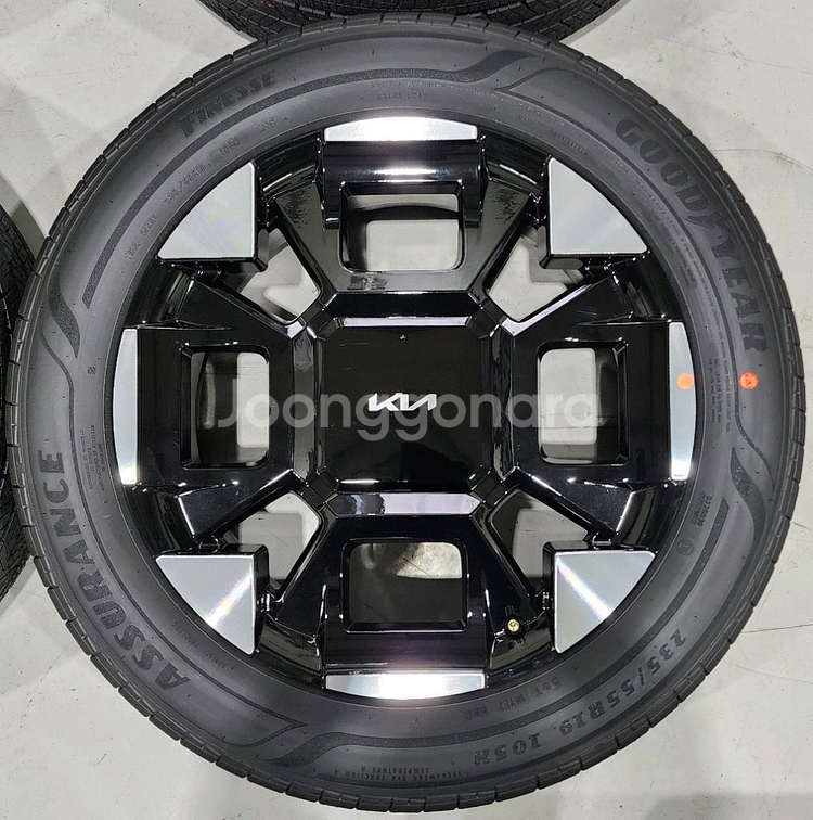 카니발 ka4 하이브리드 임판 19인치 휠타이어,굿이어--4