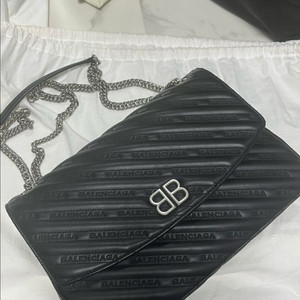 발렌시아가 bb라운드백 라지