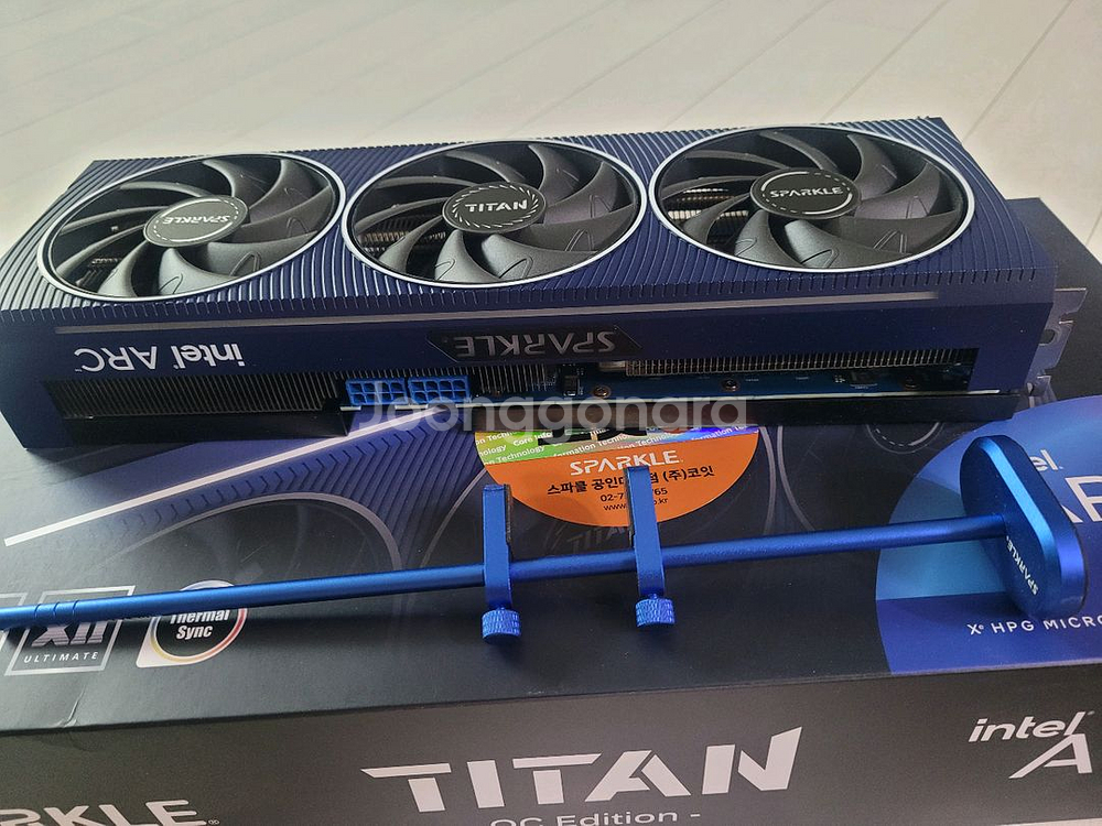 인텔 ARC A770 스파클 타이탄 OC 그래픽카드--4