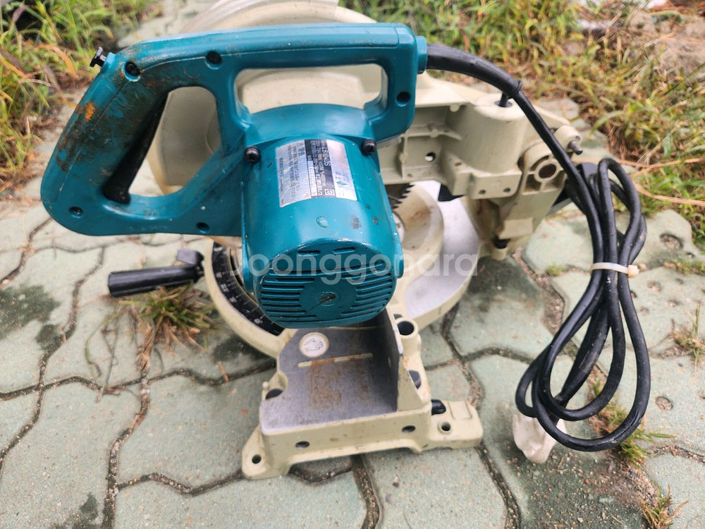 마끼다 10인치 각도절단기 LS1040S 팝니다--2