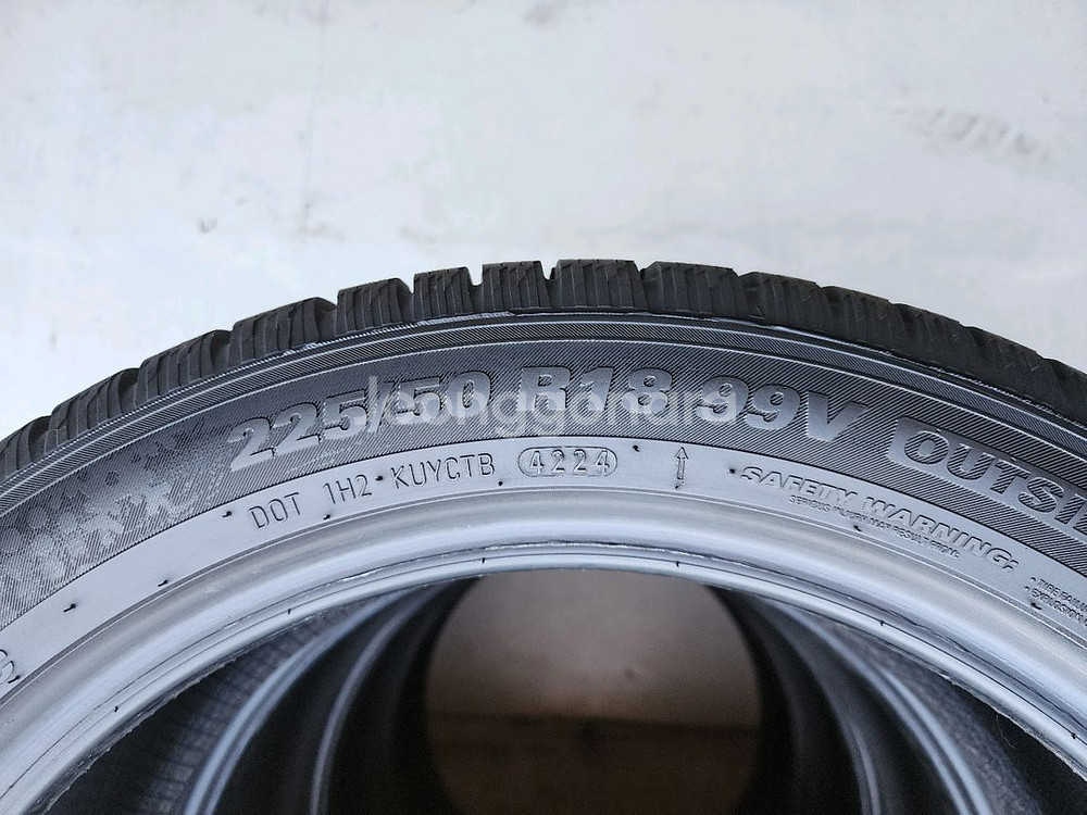 금호 윈터타이어 225 50 18, 스노우타이어 한대분--3