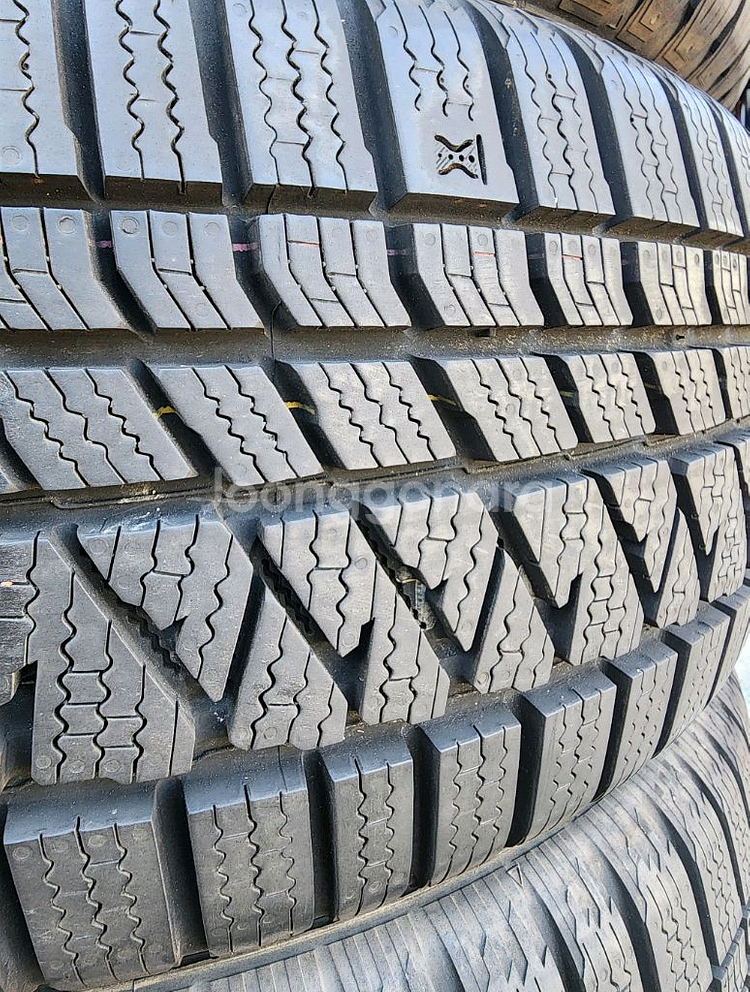 금호 윈터타이어 225 50 18, 스노우타이어 한대분--6