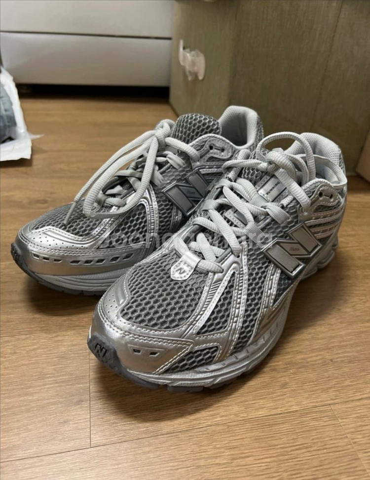 뉴발란스 1906R(M1906REH) 275--0