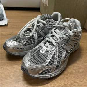 뉴발란스 1906R(M1906REH) 275