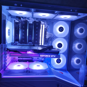 7950X3D 4070SUPER 올 화이트본체
