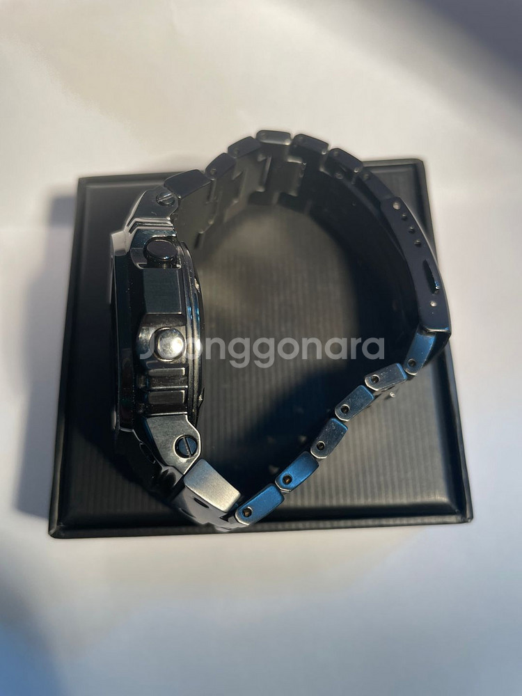 [판매] 카시오 G-SHOCK GMW-B5000GD--1