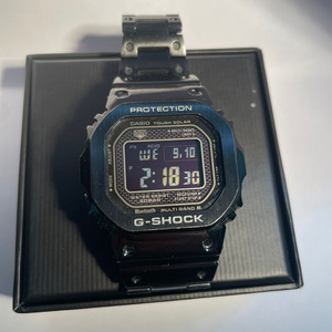 [판매] 카시오 G-SHOCK GMW-B5000GD