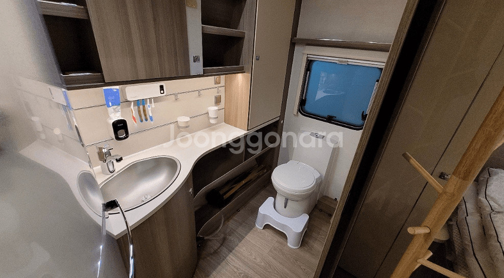 [카라반판매] 펜트 덴덴자650 SFDW--7