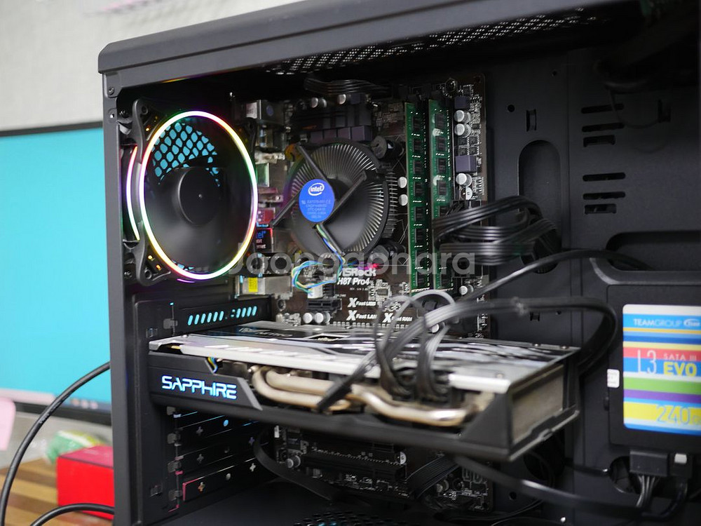 게임용 게이밍 컴퓨터 PC E3-1231v3 RX580--4