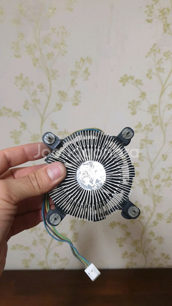 Intel i3-550 CPU & 쿨러 판매해요--9