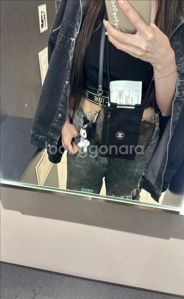 샤넬뷰티 매쉬 핸드폰백--0