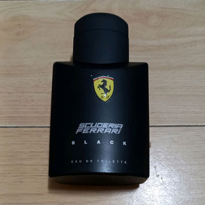 페라리 블랙 EDT 향수 75ml 잔량 90%