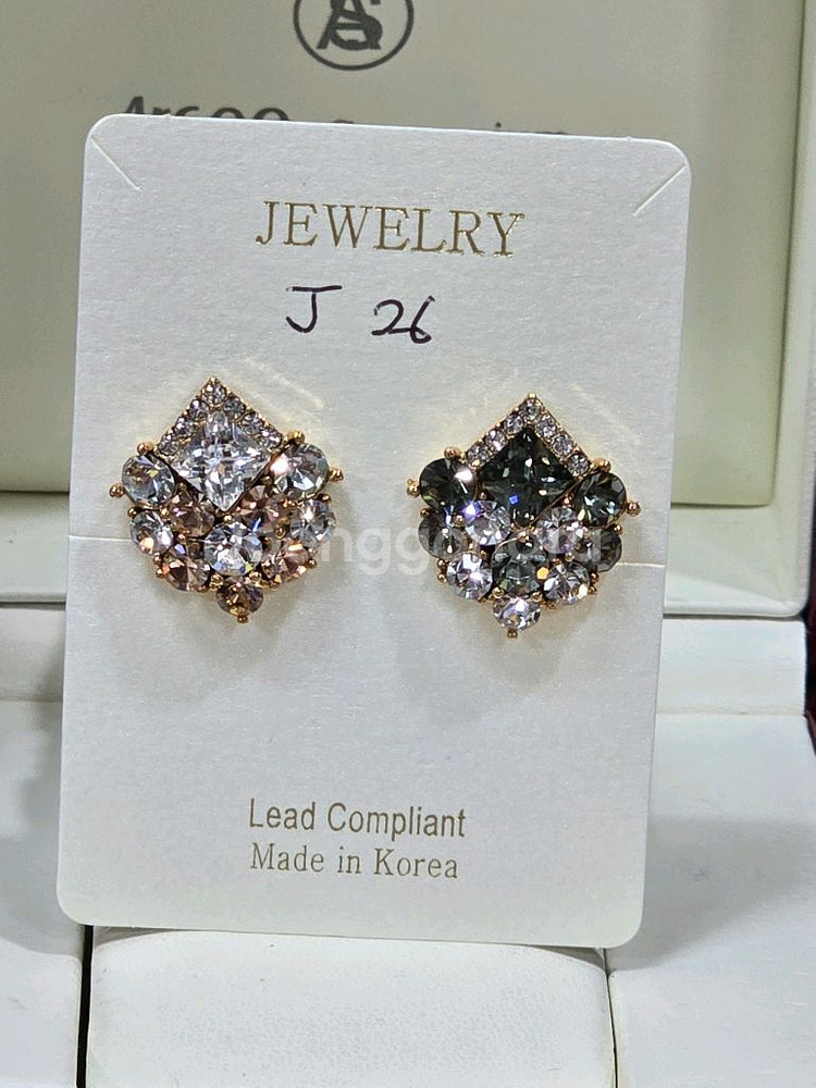 큐빅셋팅 925은침 언발 귀걸이--0