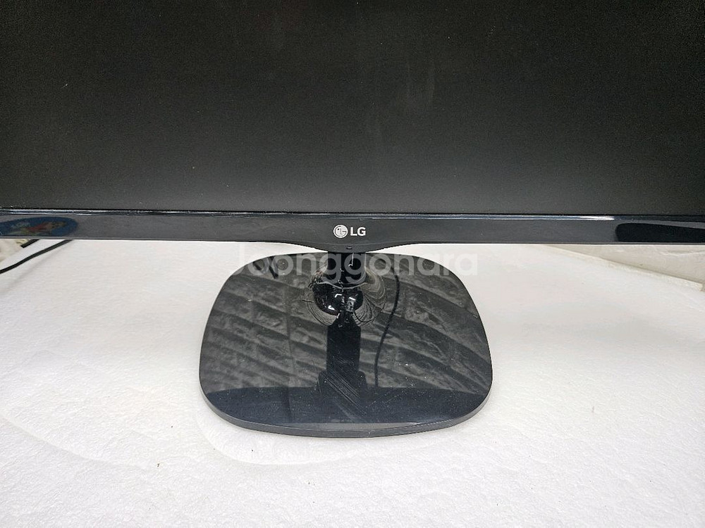 LG 24인치 LED 모니터 2개 입니다--1