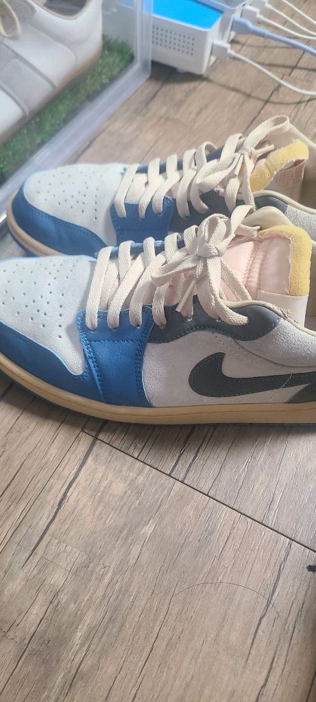 나이키 조던1도쿄 275--5