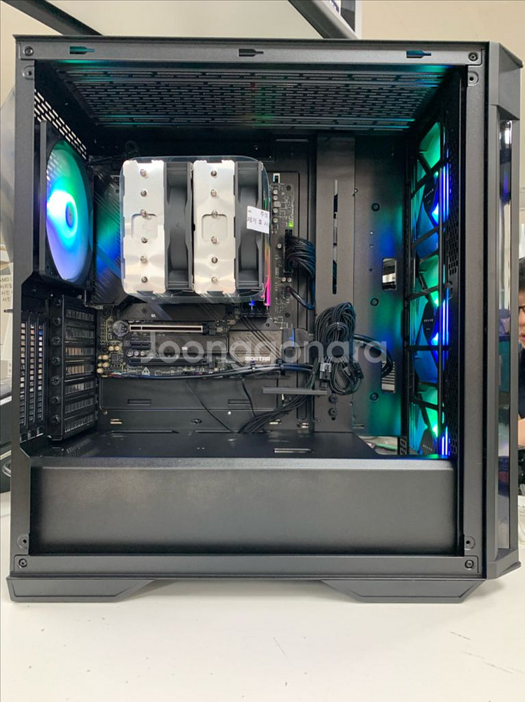 7800X3D RTX4060 ssd2tb 게이밍데스크탑--0