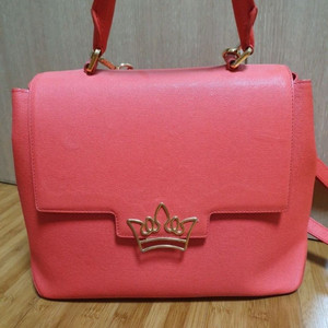 제이에스티나 가방