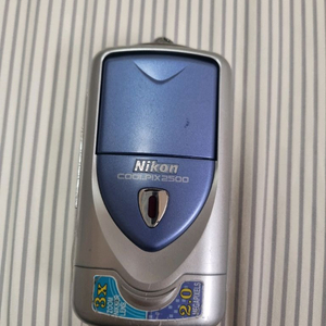니폰 쿨픽스 2500 디지털 카메라