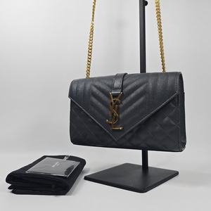 생로랑 그랑 드 뿌드르 퀄팅 엔벨로프 스몰 크로스백