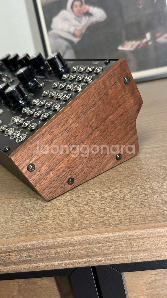 moog mother32 세미모듈러 신디사이저--5