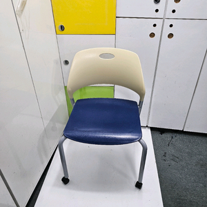 퍼시스의자 폴딩의자 중고 퍼시스가구 바퀴이동식 중고